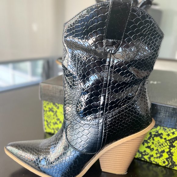Cowboy Black Women Boots Perfect Condition - Picture 2 of 5